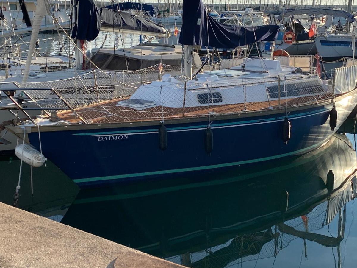 Welcome Aboard Yacht Cruiser! Mataró Exterior foto